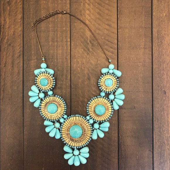 Faux turquoise statement necklace - Picture 2 of 8